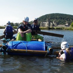Raft Building Crogen, Gwynedd